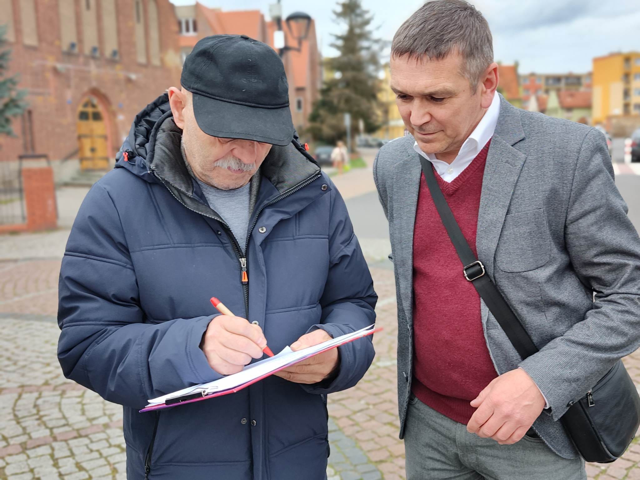 2023 03 23 Lubin zbiórka podpisów 3